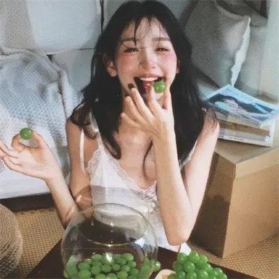 云破月来圆
